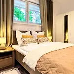 Comfortable For 10 People With A Private Sauna, Appartement