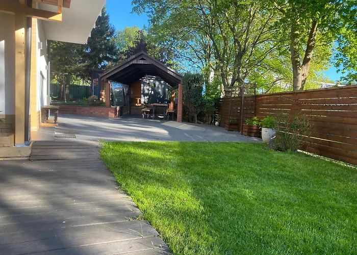 아파트 Comfortable For 10 People With A Private Sauna,