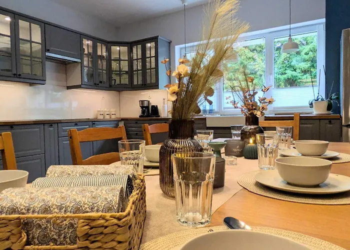 Comfortable For 10 People With A Private Sauna, 코워브제크