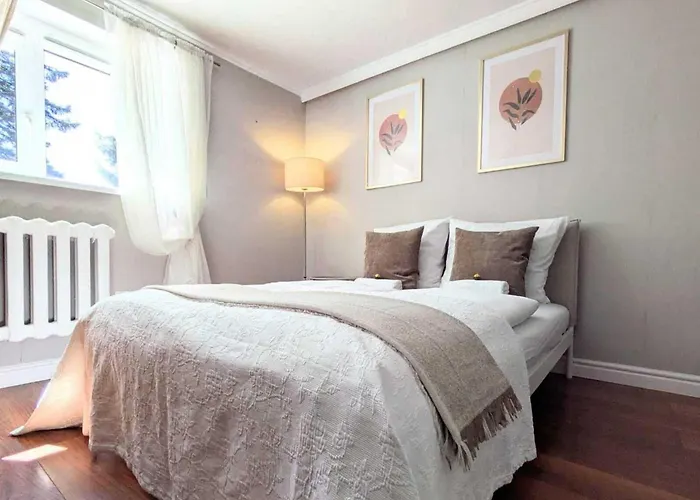 Comfortable For 10 People With A Private Sauna, Kolberg