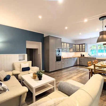 Comfortable For 10 People With A Private Sauna, Колобжег