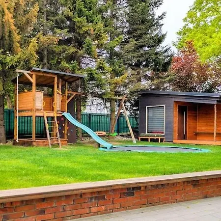 Comfortable For 10 People With A Private Sauna, Апартаменты Колобжег