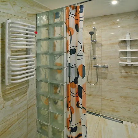 Lejlighed Comfortable For 10 People With A Private Sauna, *